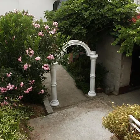 Gradac 6820b Apartment